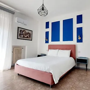 2 Santi - Suite&rooms Bed & Breakfast